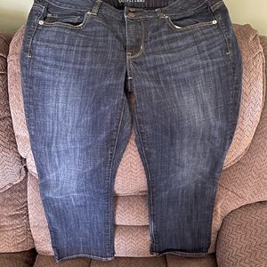 American Eagle - Women’s Size 12 - Cropped Blue Jeans